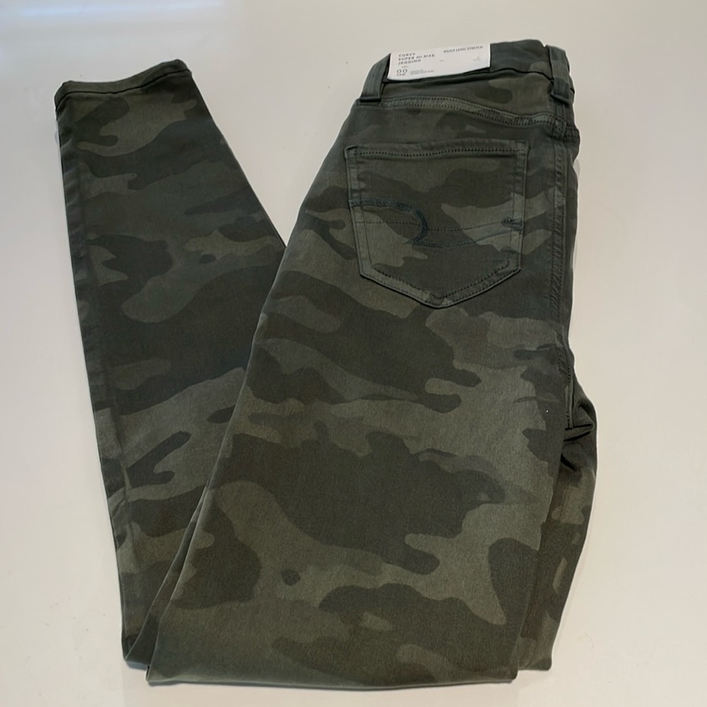 NWT 00 AE Ne(x)t Level Stretch Curvy Super Hi-Rise Jegging - Camo 24W